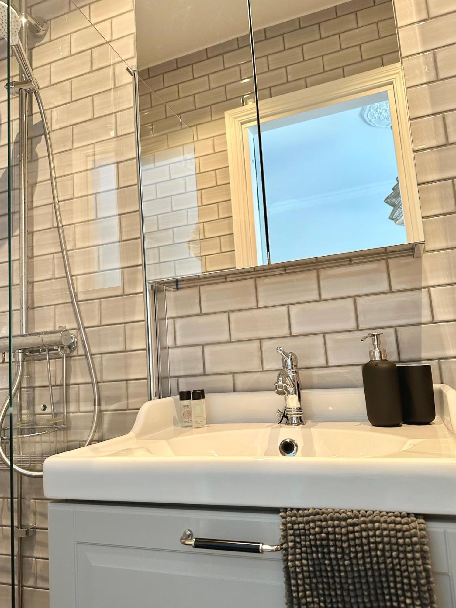 Aparthotel Wow, Foereningsgatan 9 Goteborg